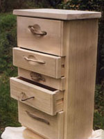 Cassettiera 'Legno su legno'